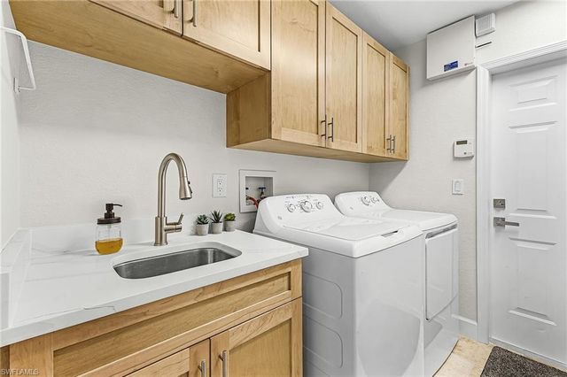 2207 SW 52nd ST, Cape Coral, FL 33914