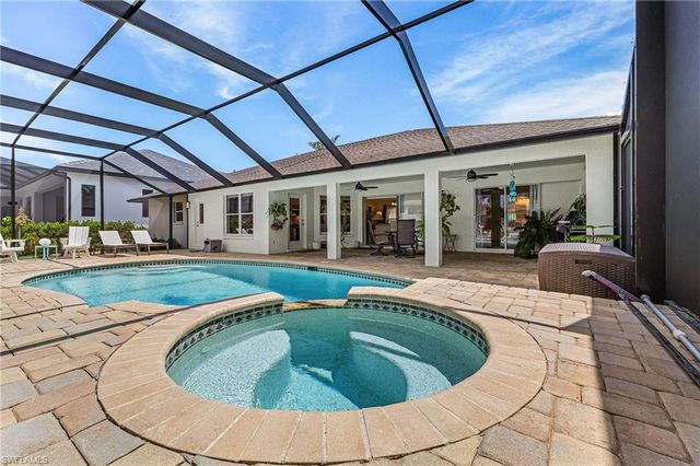 2207 SW 52nd ST, Cape Coral, FL 33914