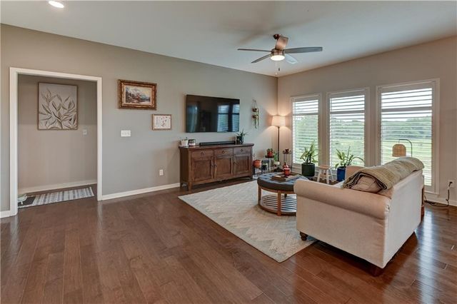 10647 N Bell Street, Kansas City, MO 64155