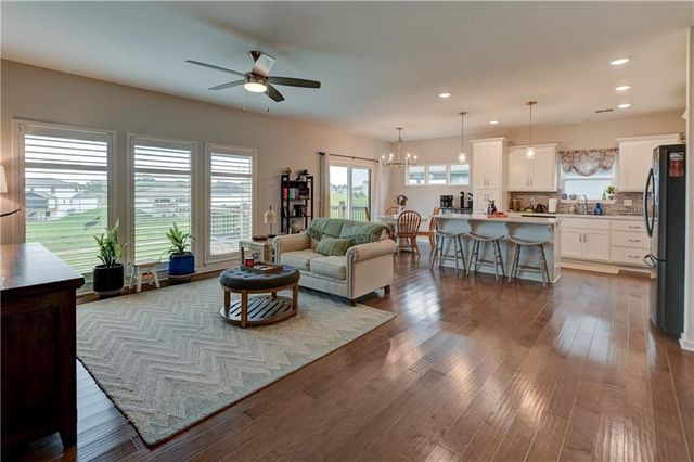 10647 N Bell Street, Kansas City, MO 64155