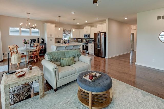 10647 N Bell Street, Kansas City, MO 64155