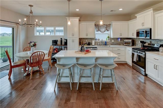 10647 N Bell Street, Kansas City, MO 64155