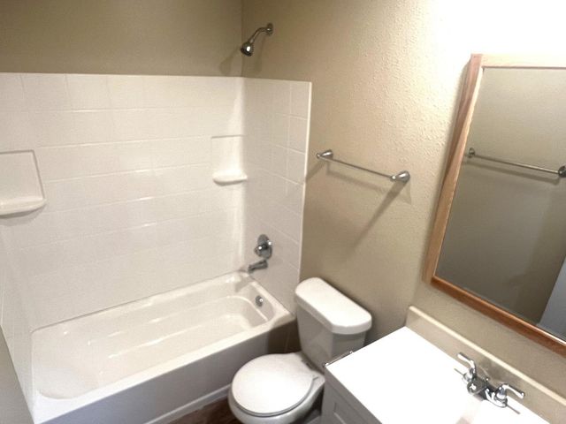 1904 17th Street, B, Lubbock, TX 79401