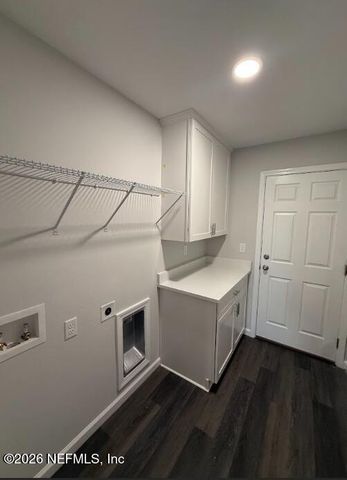 8679 CRYSTALLINE Lane, Jacksonville, FL 32221