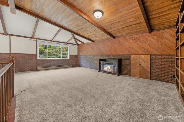 824 NE 194th Street, Shoreline, WA 98155