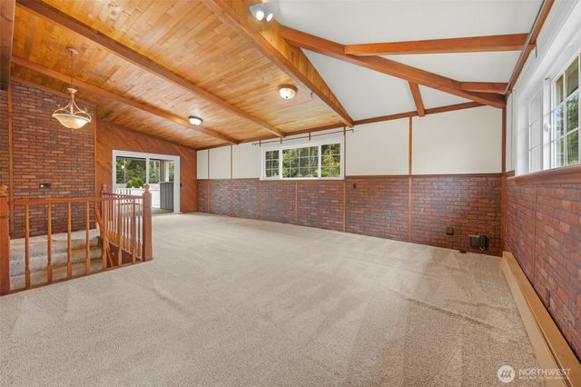 824 NE 194th Street, Shoreline, WA 98155