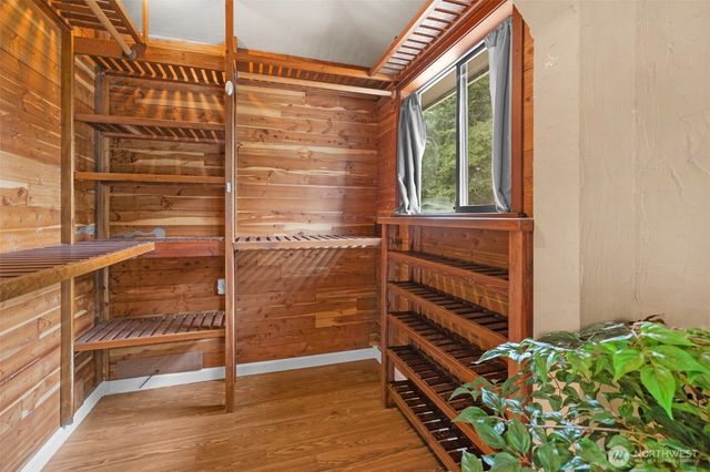 824 NE 194th Street, Shoreline, WA 98155