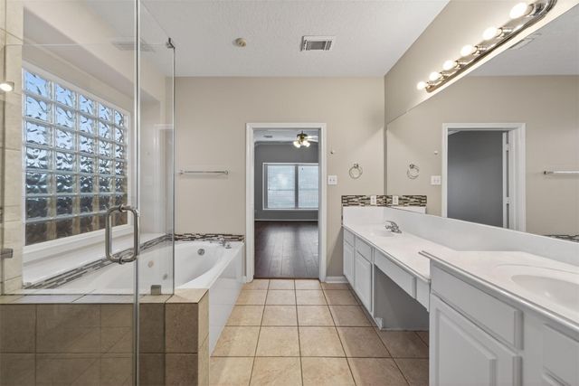 727 N Elder Grove Drive, Pearland, TX 77584