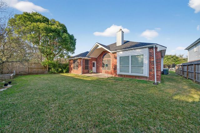 727 N Elder Grove Drive, Pearland, TX 77584