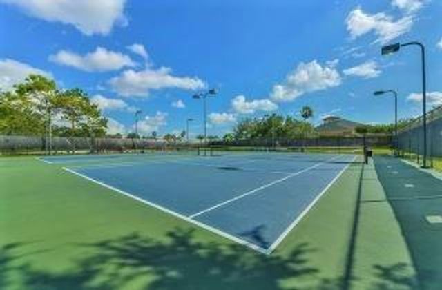 727 N Elder Grove Drive, Pearland, TX 77584