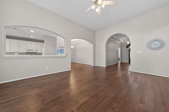 727 N Elder Grove Drive, Pearland, TX 77584