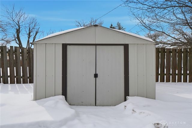 174 Waterford Drive, Dayton, OH 45458