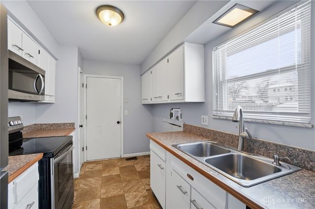 174 Waterford Drive, Dayton, OH 45458