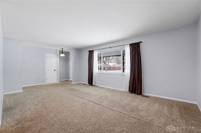 174 Waterford Drive, Dayton, OH 45458