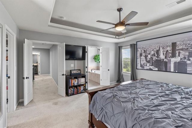 26227 W 141ST Court, Olathe, KS 66061