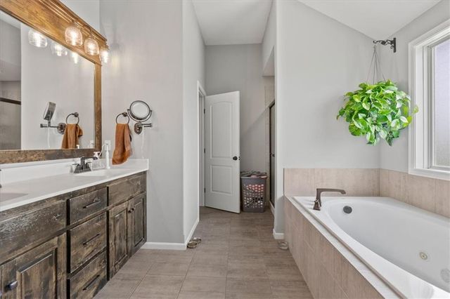 26227 W 141ST Court, Olathe, KS 66061