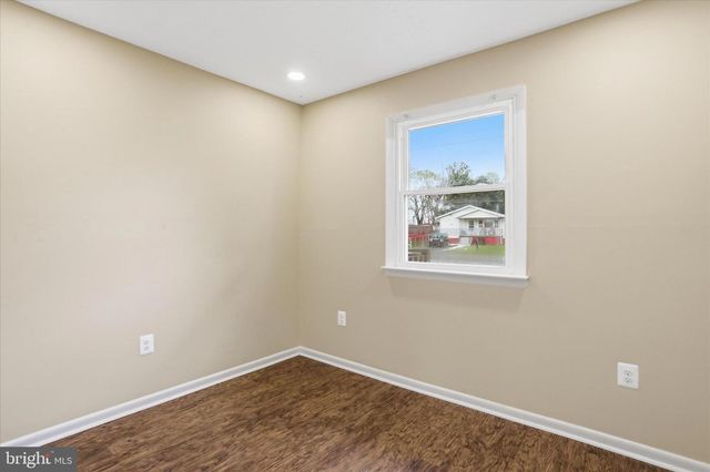 105 MARL DR, Ranson, WV 25438