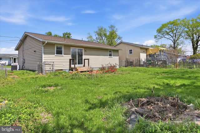 105 MARL DR, Ranson, WV 25438