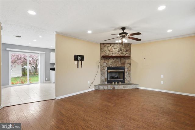 105 MARL DR, Ranson, WV 25438