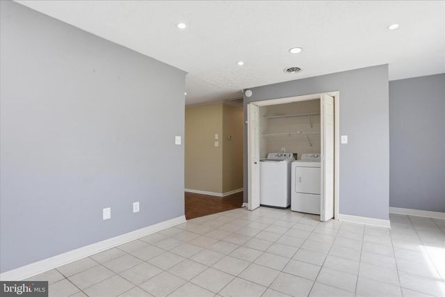 105 MARL DR, Ranson, WV 25438