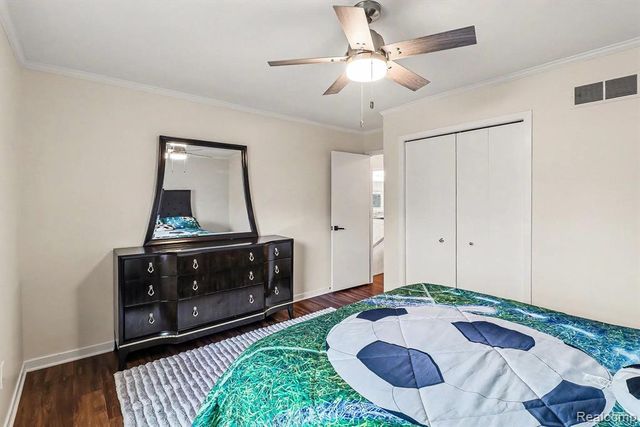 28529 Golf Pointe Boulevard, Farmington Hills, MI 48331