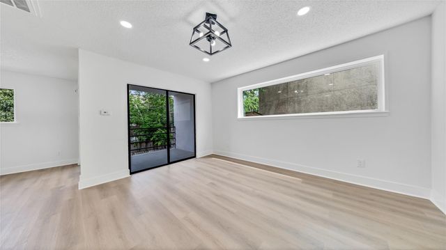 3510 Bellaire Boulevard, Houston, TX 77025