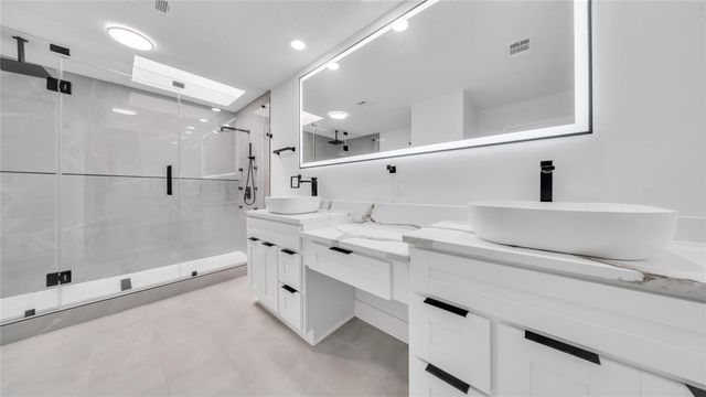 3510 Bellaire Boulevard, Houston, TX 77025