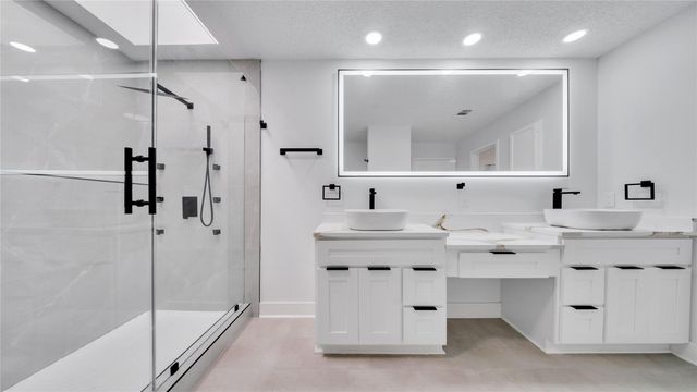 3510 Bellaire Boulevard, Houston, TX 77025