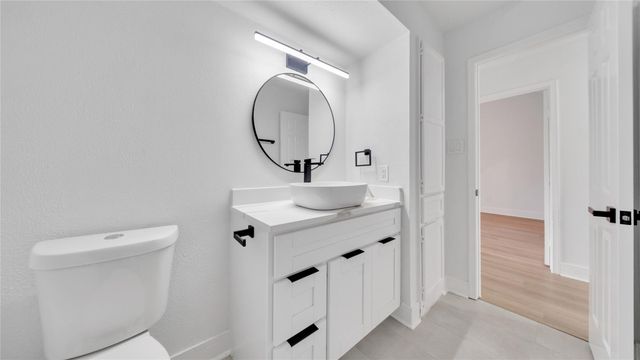 3510 Bellaire Boulevard, Houston, TX 77025