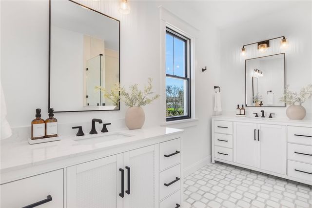 5 Lookout Lane, Portsmouth, RI 02871