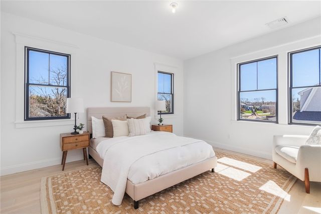 5 Lookout Lane, Portsmouth, RI 02871