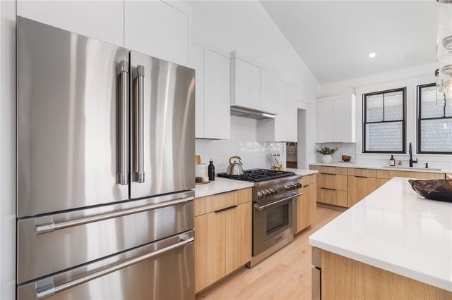 5 Lookout Lane, Portsmouth, RI 02871