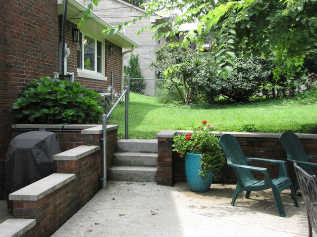 206 Eastway Drive, Richmond, KY 40475