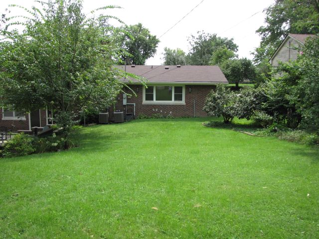 206 Eastway Drive, Richmond, KY 40475
