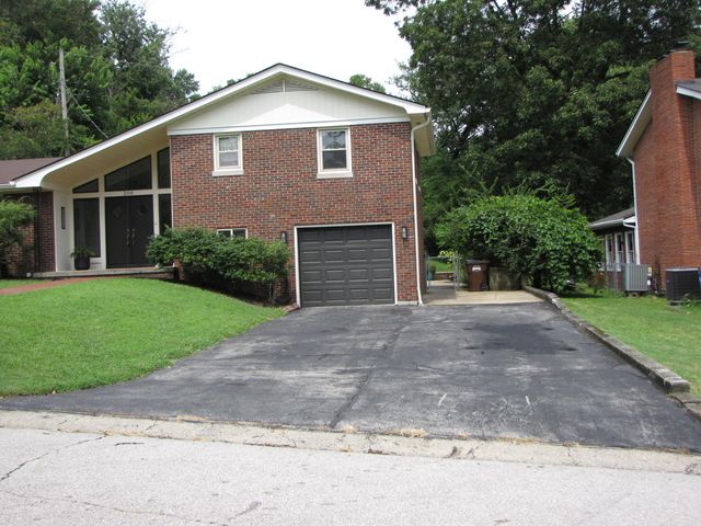 206 Eastway Drive, Richmond, KY 40475