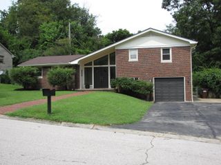 206 Eastway Drive, Richmond, KY 40475