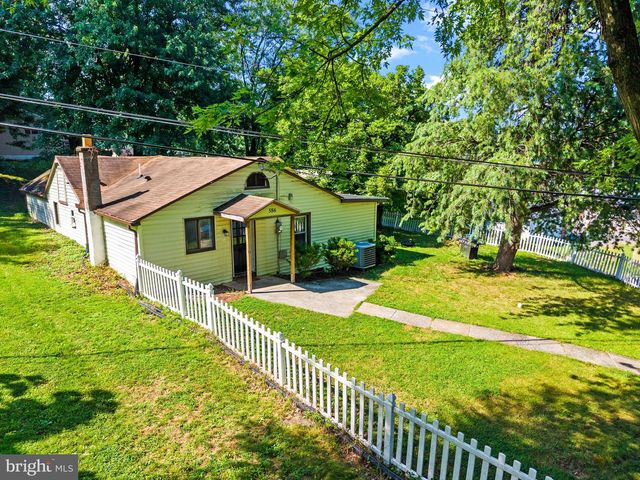 586 LEWISBERRY RD, New Cumberland, PA 17070