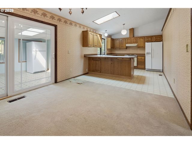 12103 Se 105TH Dr, Happy Valley, OR 97086