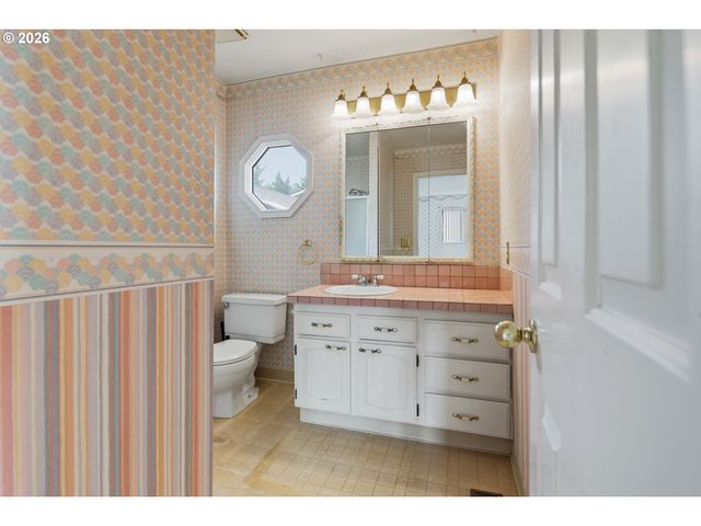 12103 Se 105TH Dr, Happy Valley, OR 97086