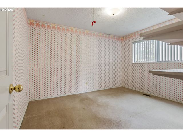 12103 Se 105TH Dr, Happy Valley, OR 97086