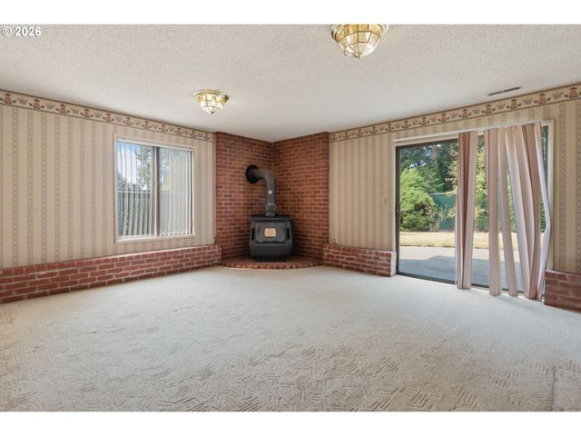 12103 Se 105TH Dr, Happy Valley, OR 97086