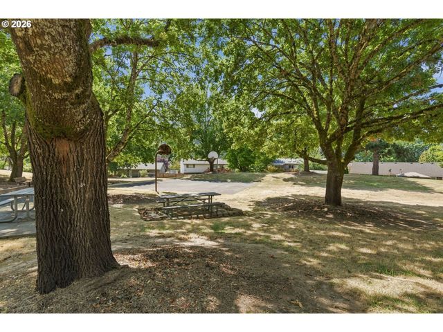12103 Se 105TH Dr, Happy Valley, OR 97086