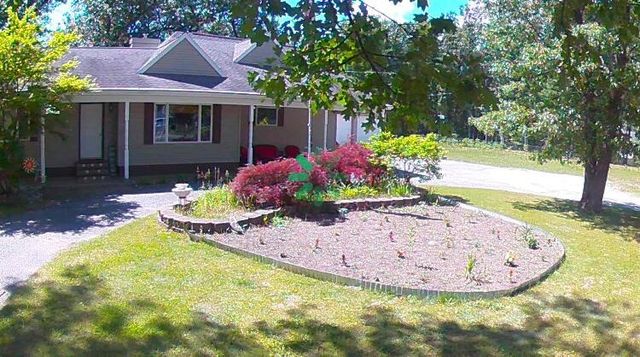 673 S Wolf Lake Road, Muskegon, MI 49442