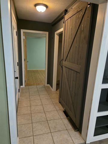 673 S Wolf Lake Road, Muskegon, MI 49442