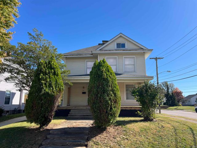 110 Woodlawn Place, Crawfordsville, IN 47933