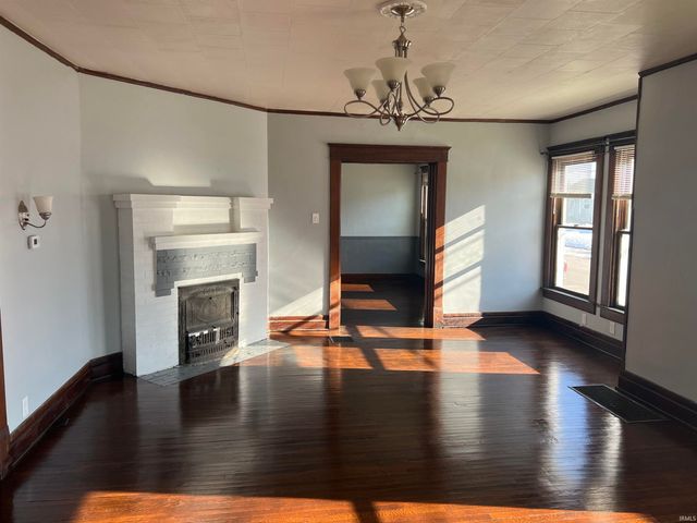 110 Woodlawn Place, Crawfordsville, IN 47933