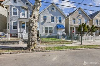 208 Gordon Street, Perth Amboy, NJ 08861