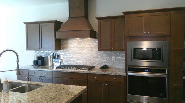 1621 W Sedona Avenue, Visalia, CA 93291