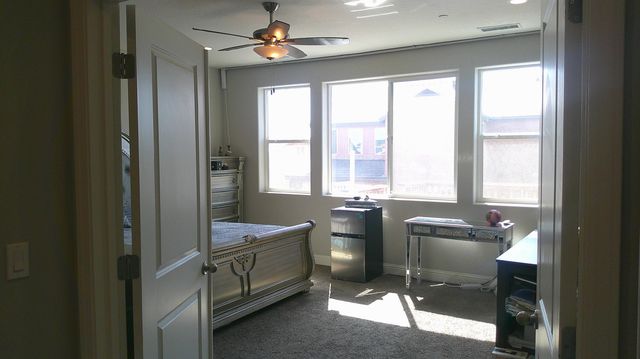 1621 W Sedona Avenue, Visalia, CA 93291