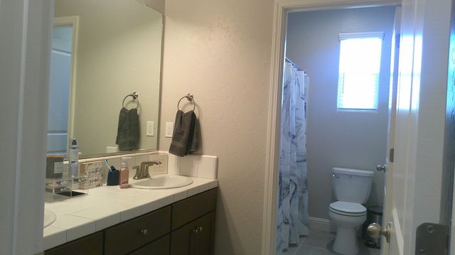 1621 W Sedona Avenue, Visalia, CA 93291